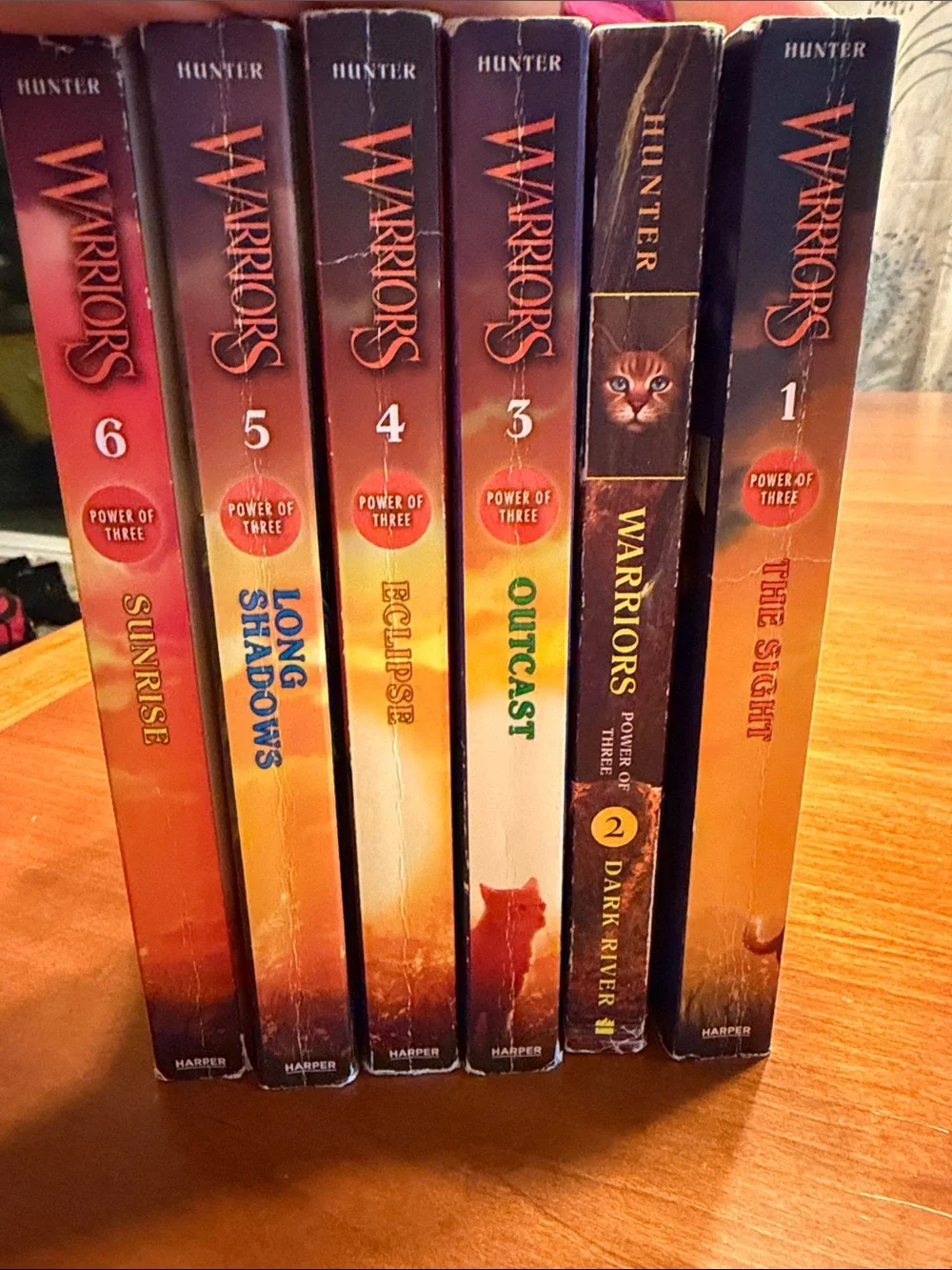 Harper Collins erin hunter’s
